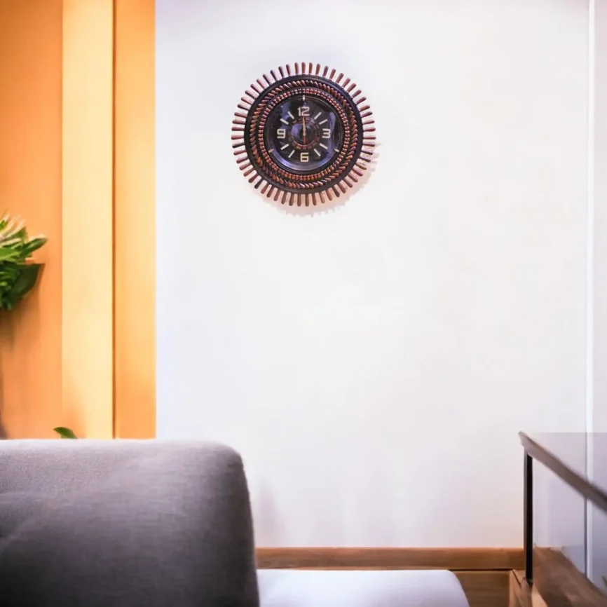 Saayah – Wooden Wall Clock